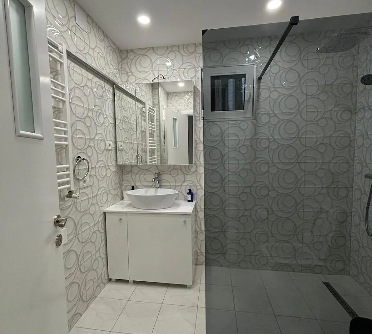 Modern Downtown Apartment - Old Town Ultracentral Bükreş Romanya