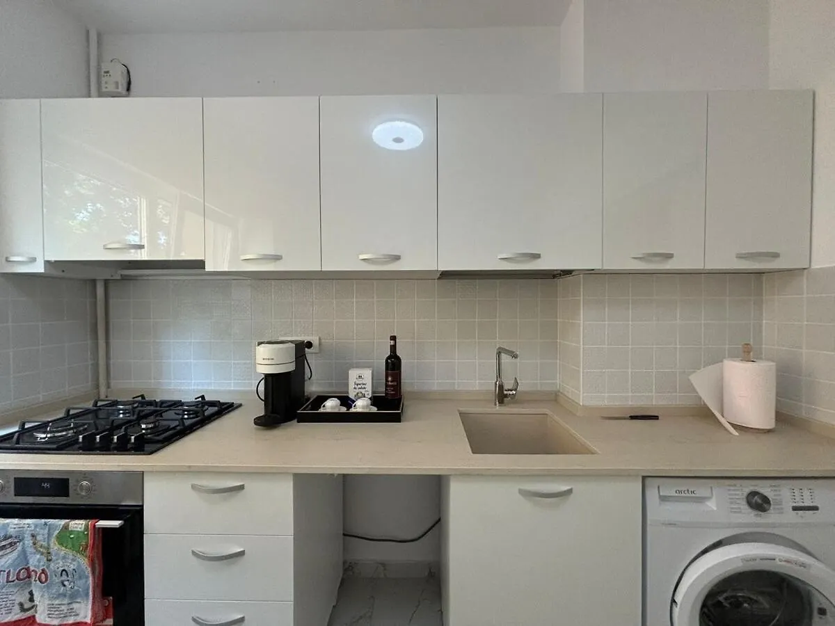 Modern Downtown Apartment - Old Town Ultracentral Bükreş