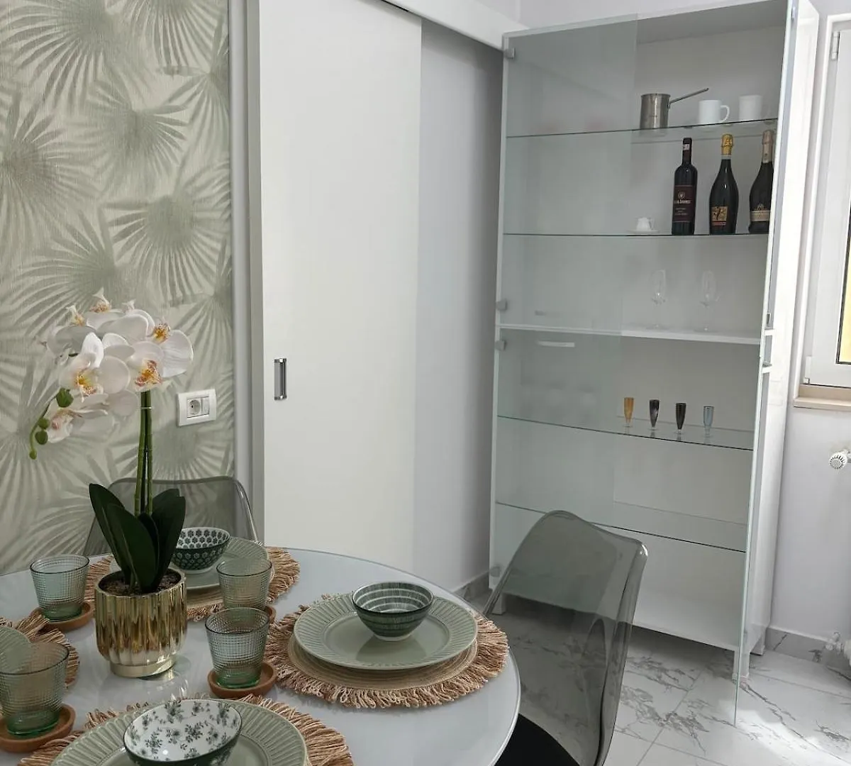 Modern Downtown Apartment - Old Town Ultracentral Bükreş